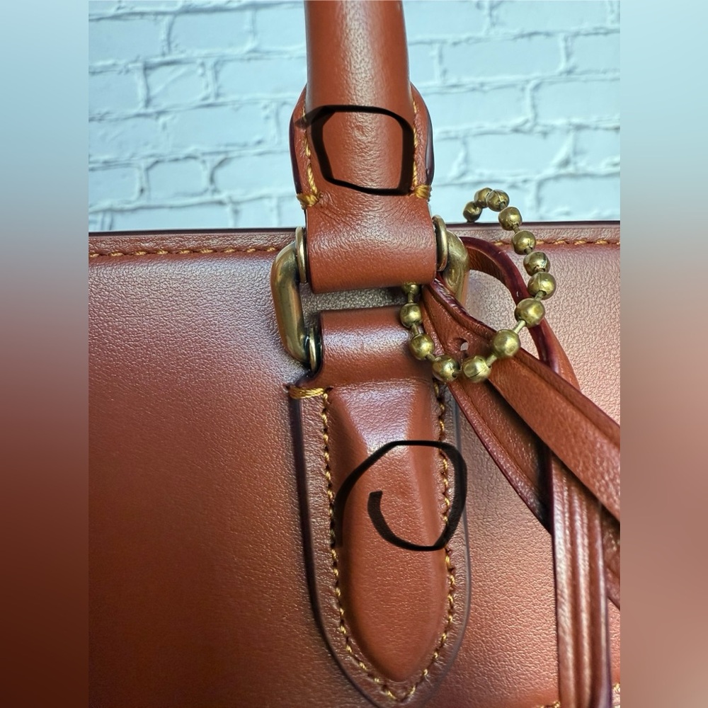 Coach Brooke Carryall crossbody Bag signature Tan/Gold hardware compartments - Picture 10 of 16